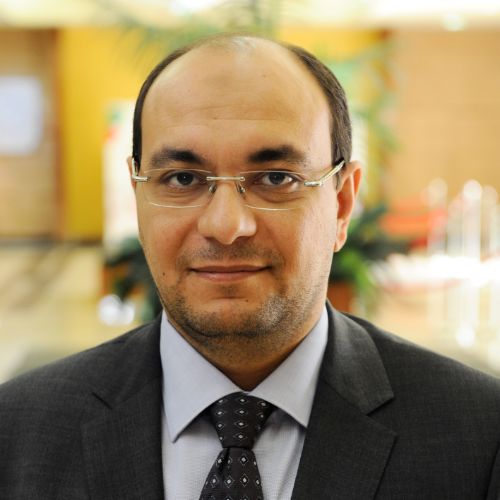 https://www.adu.ac.ae/images/default-source/adu-revised-layout-images/clg-faculty/dr-ahmed-elshahks.jpg?sfvrsn=68d0004a_4