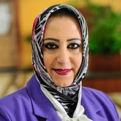 https://www.adu.ac.ae/images/default-source/adu-revised-layout-images/clg-faculty/dr-enas-alqodsi1.jpg?sfvrsn=581269e7_4