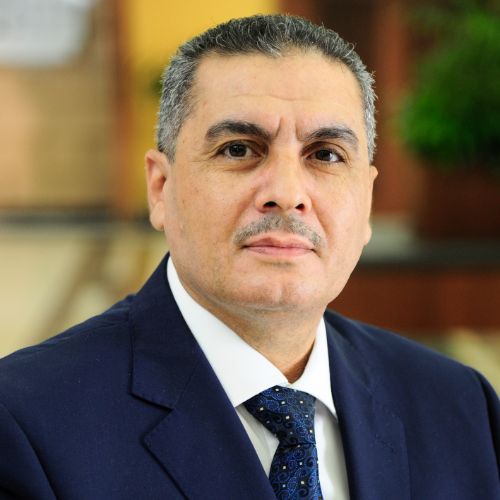 https://www.adu.ac.ae/images/default-source/adu-revised-layout-images/clg-faculty/dr-housain-al-mohammad1.jpg?sfvrsn=a4a0ec17_4