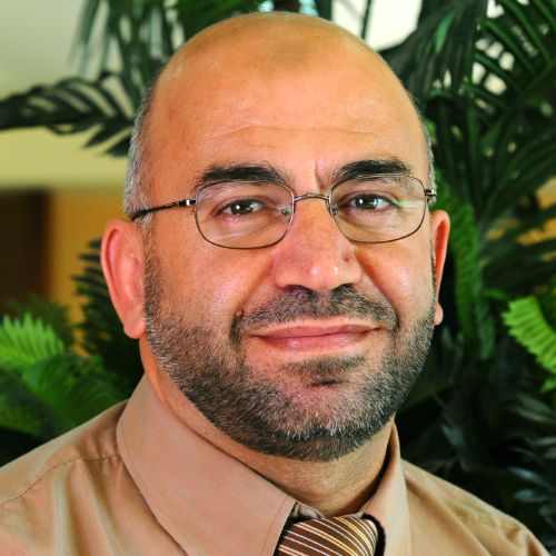 https://www.adu.ac.ae/images/default-source/adu-revised-layout-images/clg-faculty/dr-raid-al-aomnr.jpg?sfvrsn=3378f3e8_4