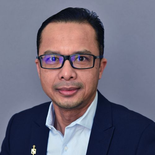 https://www.adu.ac.ae/images/default-source/adu-revised-layout-images/clg-faculty/dr-syed-zamberi.jpg?sfvrsn=f873c816_4