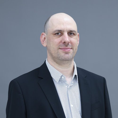 https://www.adu.ac.ae/images/default-source/facultymembers/caess/arnaud-meyer.jpg?sfvrsn=1b93feb8_4