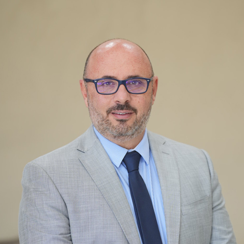 https://www.adu.ac.ae/images/default-source/facultymembers/caess/dr-sleiman-samir-el-bssawmai.jpg?sfvrsn=633a355e_2
