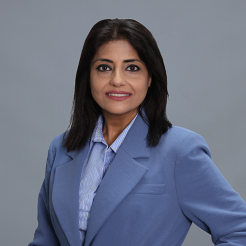 https://www.adu.ac.ae/images/default-source/facultymembers/cob/amna-yousaf.jpg?sfvrsn=5f2962ba_4
