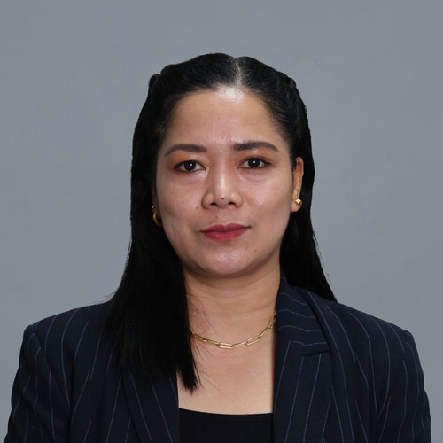 https://www.adu.ac.ae/images/default-source/facultymembers/cob/nancy-silang.jpg?sfvrsn=7a1a262c_4