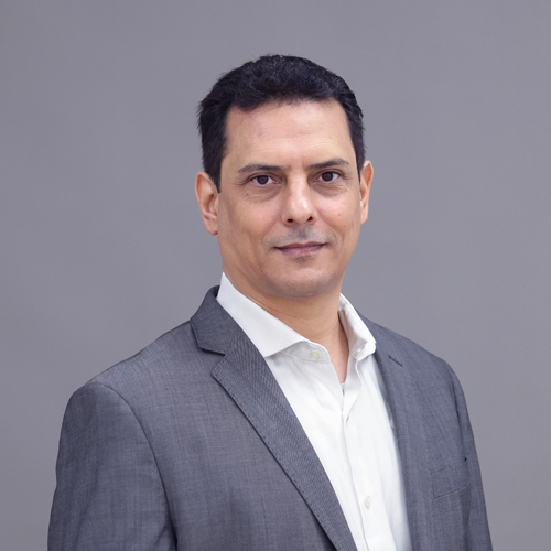 https://www.adu.ac.ae/images/default-source/facultymembers/coe/ahmed-agiel.jpg?sfvrsn=bf86e319_6