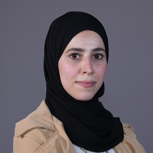 https://www.adu.ac.ae/images/default-source/facultymembers/coe/aya-dibaje.jpg?sfvrsn=2fd52c49_4
