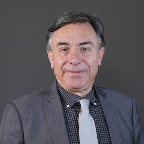 https://www.adu.ac.ae/images/default-source/facultymembers/coe/dr-evan-k-paleologos.jpg?sfvrsn=6f4091c1_8