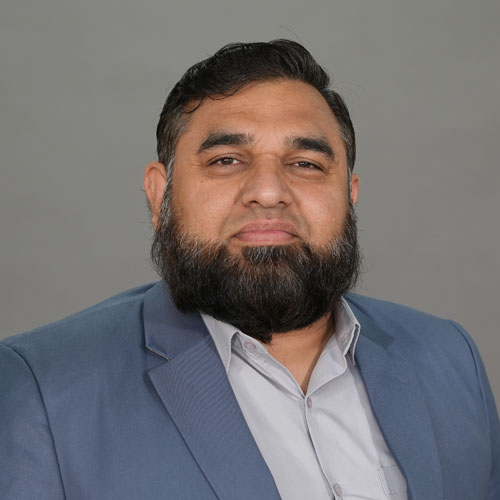 https://www.adu.ac.ae/images/default-source/facultymembers/coe/dr-muhammad-bhutta.jpg?sfvrsn=777ca533_6