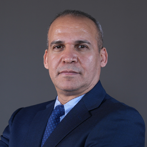 https://www.adu.ac.ae/images/default-source/facultymembers/coe/mourad-elhadef.jpg?sfvrsn=c3b0b1dd_4