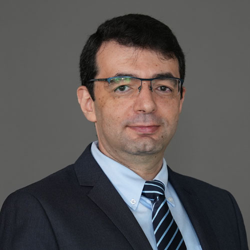 https://www.adu.ac.ae/images/default-source/facultymembers/coe/okasha-web.jpg?sfvrsn=2aaa6fcd_4