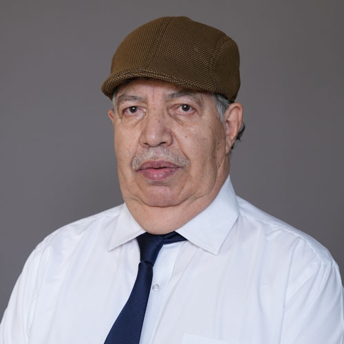 https://www.adu.ac.ae/images/default-source/facultymembers/coe/omar-chalaal.jpg?sfvrsn=cf34d3cb_4