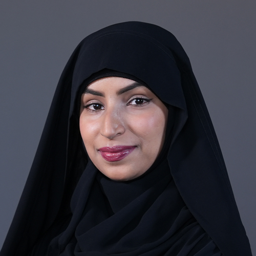 https://www.adu.ac.ae/images/default-source/facultymembers/coe/zinab-al-hashimi-w.jpg?sfvrsn=4f06f497_6