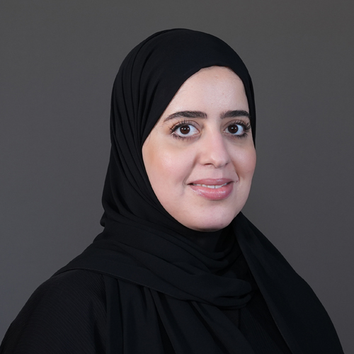 https://www.adu.ac.ae/images/default-source/facultymembers/cohs/alreem-almansori.jpg?sfvrsn=644e8f24_4