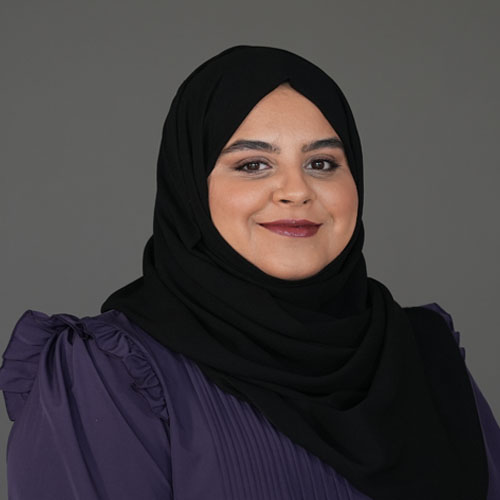 https://www.adu.ac.ae/images/default-source/facultymembers/cohs/ms-hareem.jpg?sfvrsn=ed136d37_4