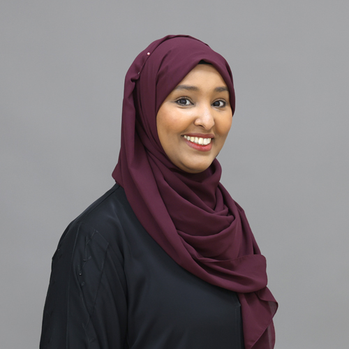 https://www.adu.ac.ae/images/default-source/facultymembers/cohs/shukri-mohamed.jpg?sfvrsn=c4dfff81_4