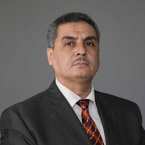 https://www.adu.ac.ae/images/default-source/facultymembers/col/dr-housain-al-mohammad1.jpg?sfvrsn=50ea2a50_8