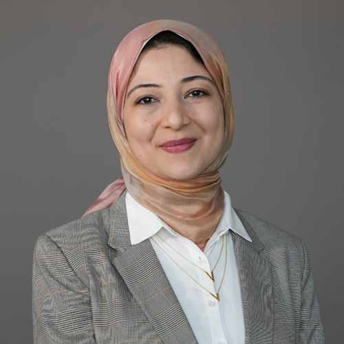https://www.adu.ac.ae/images/default-source/facultymembers/col/dr-marwa.jpg?sfvrsn=6d30ca6_8